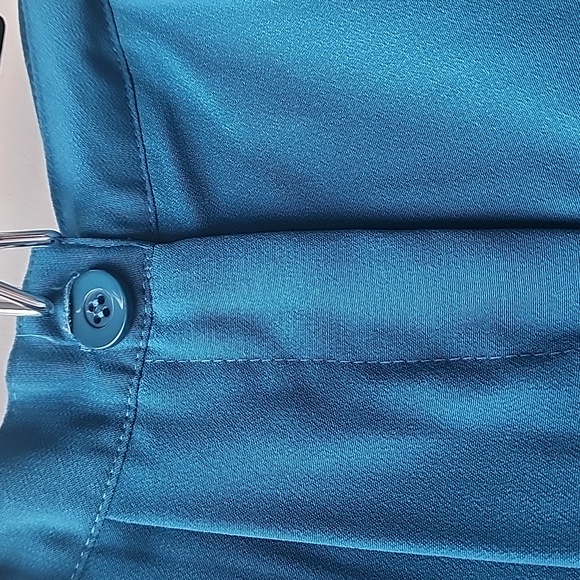 BNWT ASOS Pleated High Waisted Wide Leg Shorts - Picture 3 of 7